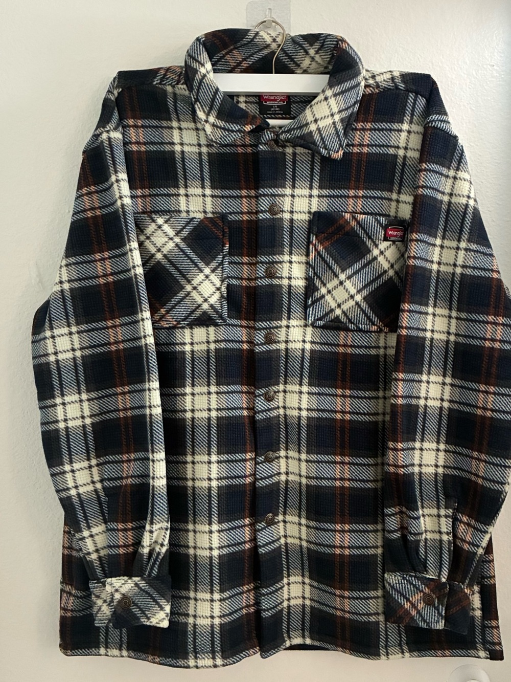 Wrangler Flannel Overshirt - Navy Plaid Shearling Bonded - Men’s L - NWT